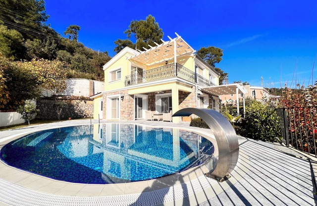 Stone house, private pool, seclusion, privacy, spectacular views