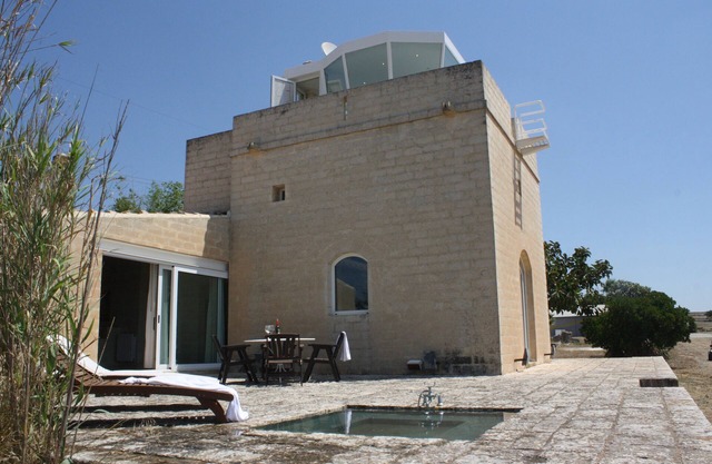 casa de la torre de piedra