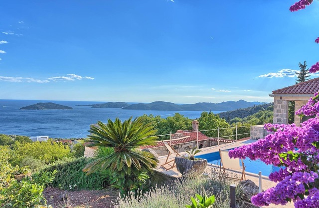 Stone villa with amazing sea view and mediterranean garden