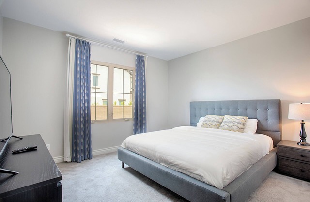 Stonegate Community Gem｜20% Off Offer｜Flexible Lease with Garage Access #7101