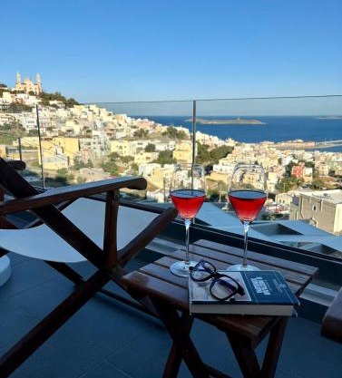 Stonehill Suites Ano Syros