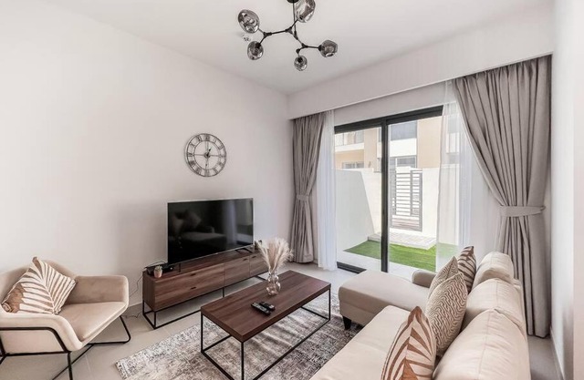 StoneTree - 3 BR with 1 Maids Room Villa in Camelia - Arabian Ranches