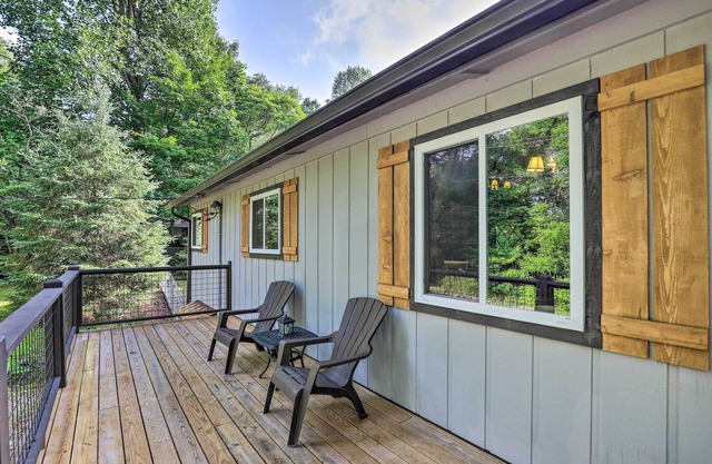 'Stonewood Lodge' Home w/ Deck in Glenville!