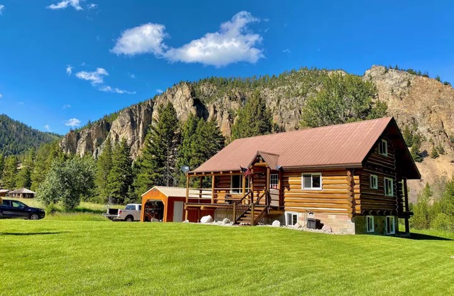 Stony Creek Lodge - Fish, Hot Tub, Hike