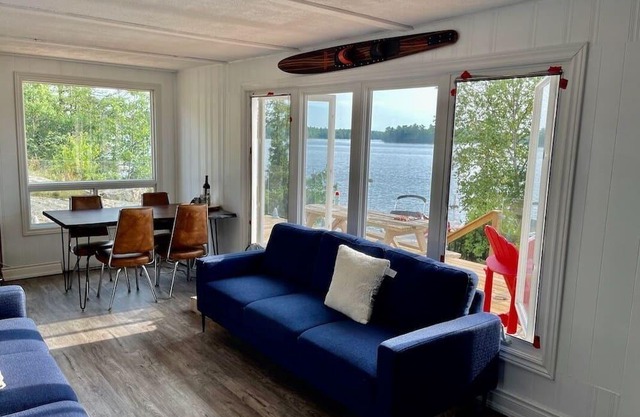 Stonyridge Cottage on Stoney Lake