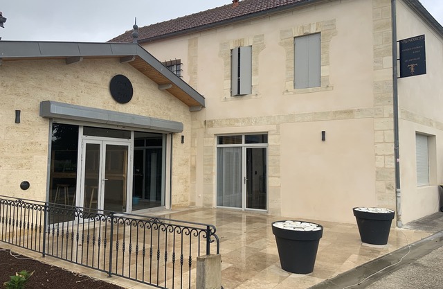 Stopover gîte at the foot of St EMILION