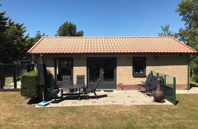 Stormvogel has lots of privacy near outdoor pool and is close to the beach.