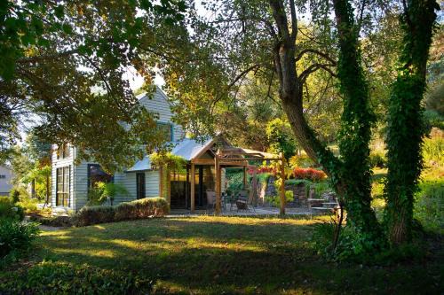 Storybook Cottage-surrounded by beautiful gardens