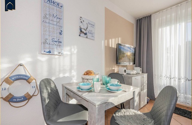 Strandnahes Ferienapartment im Bernsteinbad Zempin, mit Wlan,stellplatz und Balk