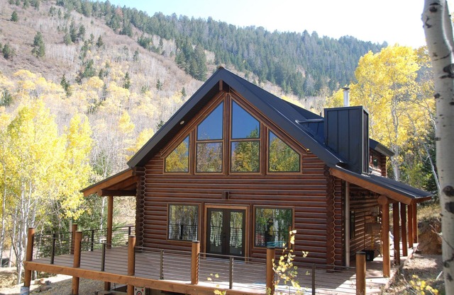 Strawberry Cabin - Mountain Retreat- Strawberry Reservoir UT