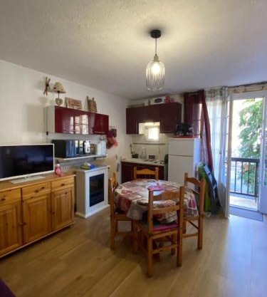Studio 2 à 4 personnes avec balcon et parking