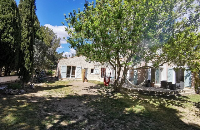 Studio 2/4 persons near beaches with large garden