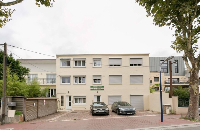 Estudio de 25 m² - 90, av. Gal de gaulle