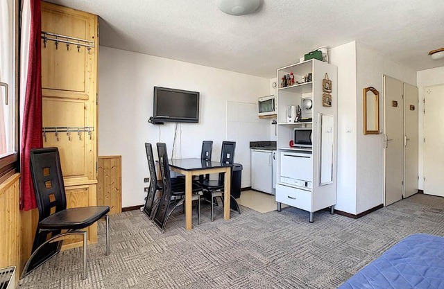 Studio 4 pers 23m², balcon, cuisine équipée, ski aux pieds. - FR-1-178-348