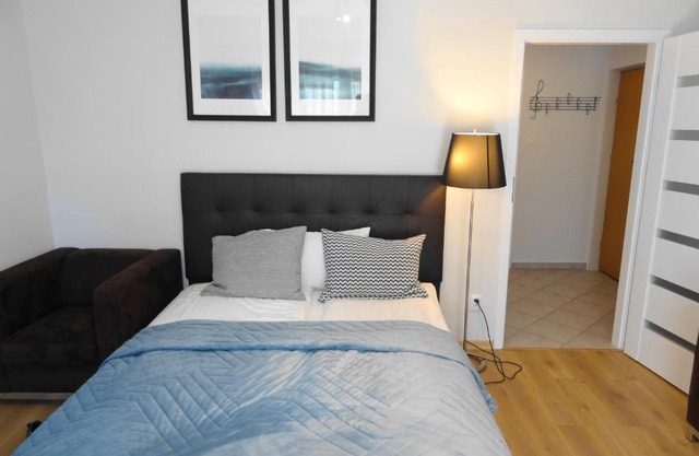 Studio 5 min do Centrum Koneser, blisko dworzec Wschodni by VisitWarsaw