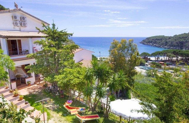 Studio 6 apartment Fetovaia just 300 meters from the beach with private parking