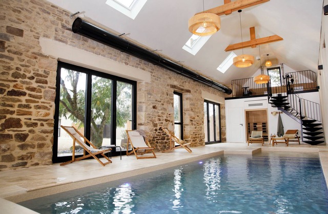 STUDIO ALEZAN 2 PERS with terrace ///indoor pool - spa -sauna...