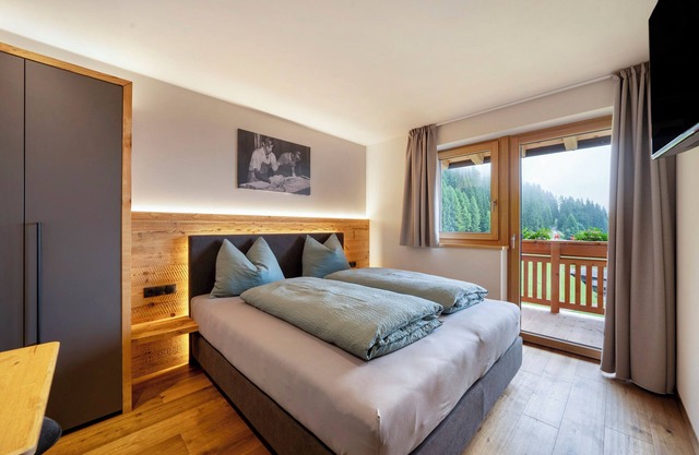 Apartamento estudio 'Apartment Ocher' con vistas a la montaña, jardín compartido y Wi-Fi