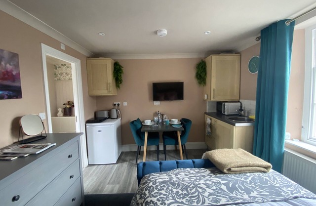 Four Russell House-Apartamento-Baño con ducha