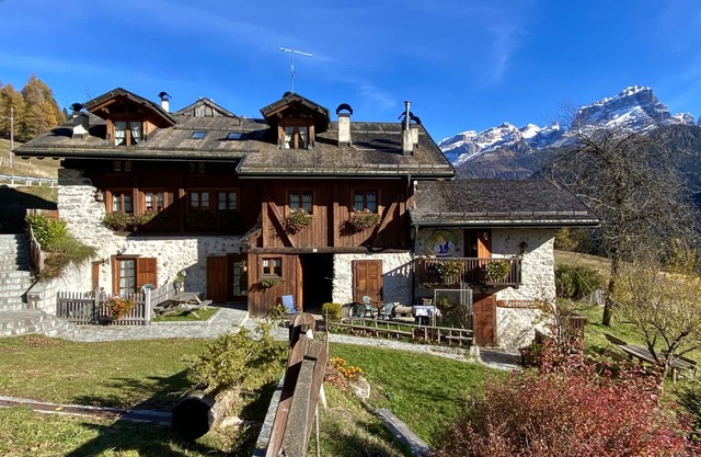 Studio apartment in alpine chalet between Pinzolo and Madonna di Campiglio