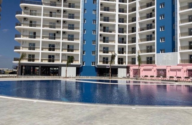 Studio apartment in iskele with pool and restaurants and 200 meters to sea