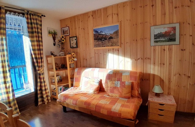 Studio apartment in the mountains (1600 m.a.s.l.) Full southern exposure