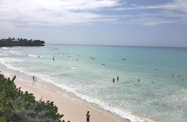 Estudio en la playa de la bahía de carga.