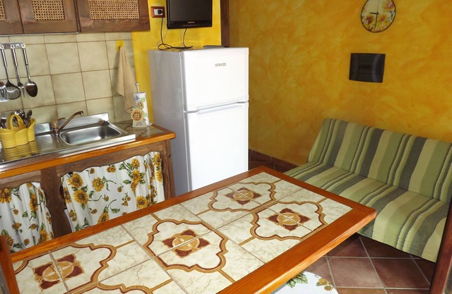 Apartamentos tipo estudio en el campo en Porto Torres "Domos de L'Appiu"