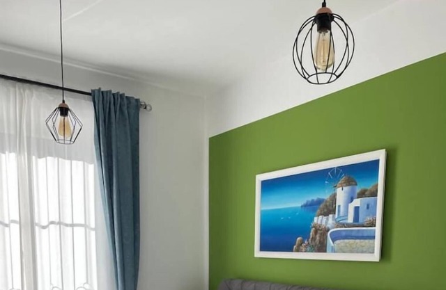 Studio 70m² in Sehr Ruhiger Zentraler Lage. Parkmöglichkeiten Kostenlos
