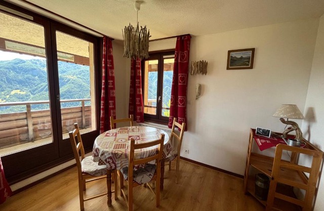 Studio avec magnifique vue montagne - Praloup 1500