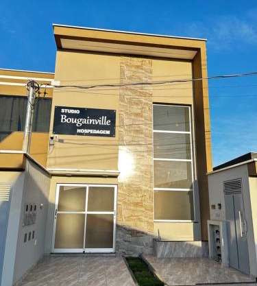 Studio Bougainville Apart