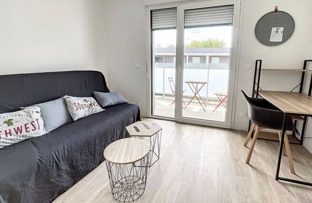 Studio, balcony and parking between Bordeaux and Bassin d'Arcachon