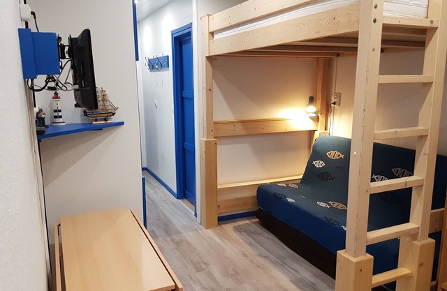ESTUDIO - Balcón con magnífica vista de las pistas.