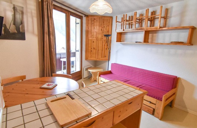 Studio cabine cosy pour 3 pers, proche télésiège, balcon, parking, ski et golf à Valloire - FR-1-263-127