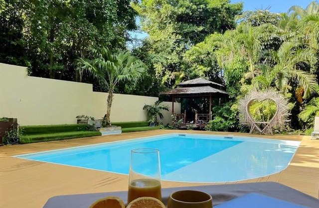 Studio Chill' avec piscine au cœur du Gosier - Plage et restos à proximité -
