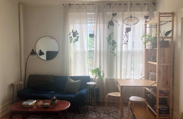 Studio condo in Historic Alphabet District w/WiFi, AC