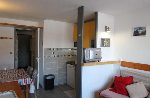 Studio cosy pour 5 pers. à 100m des pistes - Balcon sud, animaux acceptés, près commerces - Alpe d'Huez - FR-1-405-64