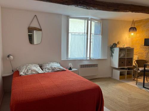 Studio Cosy Rue piètonne calme Centre-ville d'Uzès