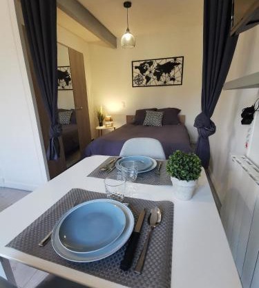 Studio COSY Tout Confort Proche Hyper-Centre