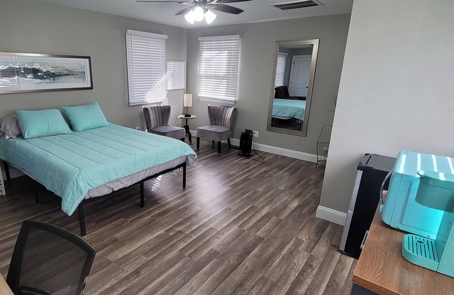 Studio - Cozy/Comfy 1 mile away from Lochmere and 3 from 440