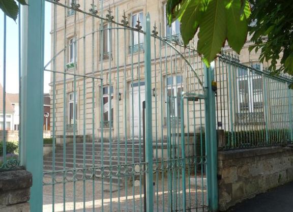 Studio dans charmante Bâtisse de Maître Compiégnoise