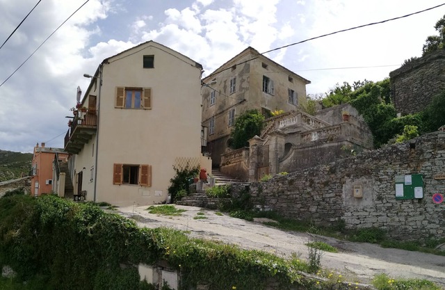 Studio Dans un Hameau Corse Typique, vue sur mer
