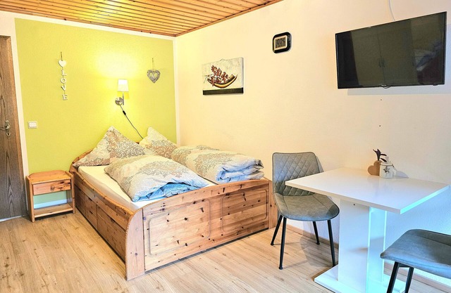 Apartamento estudio 'Einzimmerapartment Nr 4' con vistas a la montaña, terraza compartida y Wi-Fi