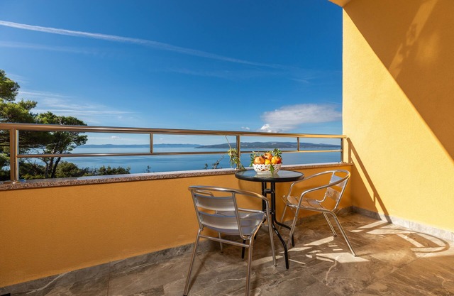 Apartamento-estudio con balcón y vista al mar Krvavica, Makarska (AS-23540-d)