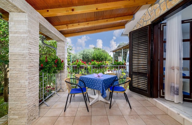 Apartamento-estudio con una terraza Kavran, Marcana (AS-14109-b)