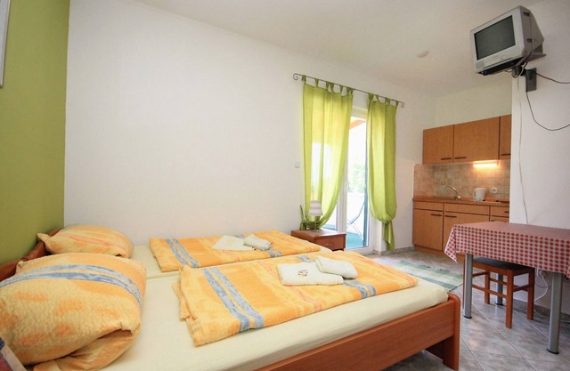 Apartamento-estudio con terraza y vista al mar Trsteno, Dubrovnik (AS-9107-a)
