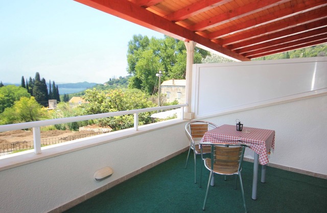 Apartamento-estudio con terraza y vista al mar Trsteno, Dubrovnik (AS-9107-b)