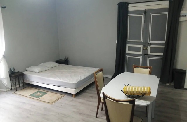 Estudio 'Gradina Bulgarana' con jardín compartido y Wi-Fi