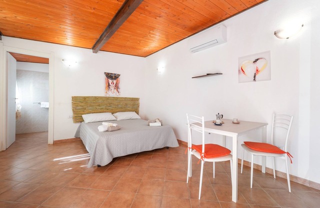 Estudio 'Il Limone' con vistas a la montaña, terraza privada y aire acondicionado