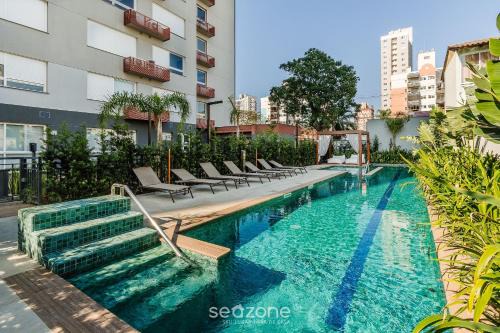 Estudio en Edificio con Piscina CON1206